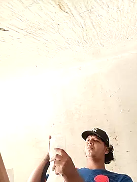 yoryisexi online show from 12/17/25, 01:50