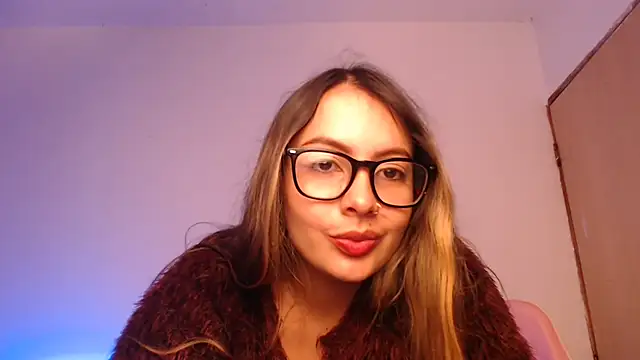 lalawhitte online show from 10/25/25, 11:51