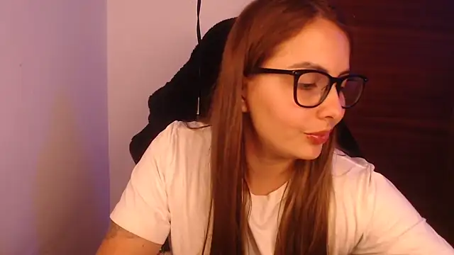 lalawhitte online show from 04/14/26, 08:37