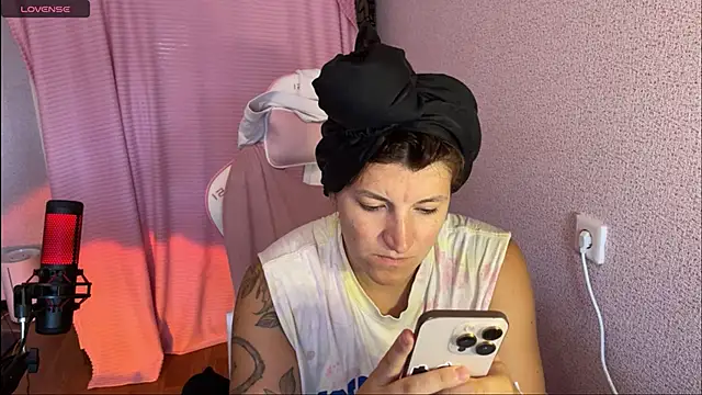 Katrin  kiss online show from 09/23/25, 01:25