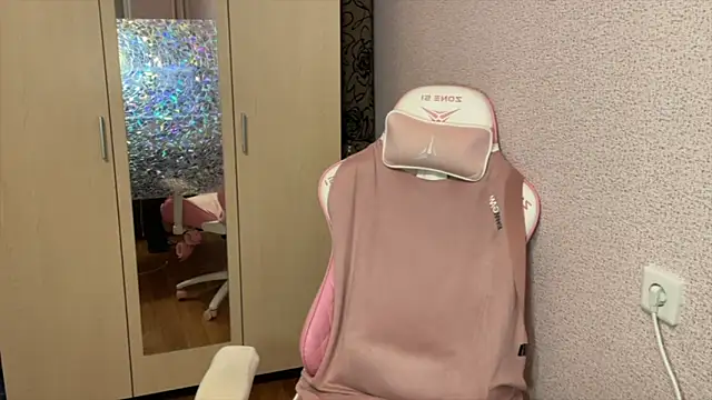 Katrin  kiss online show from 03/09/26, 04:11