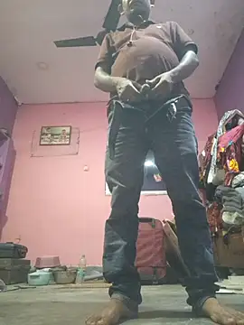 Snapshot of ind_hero chatting on 10/27/25, 05:06 ind hero online show from 10/27/25, 05:06