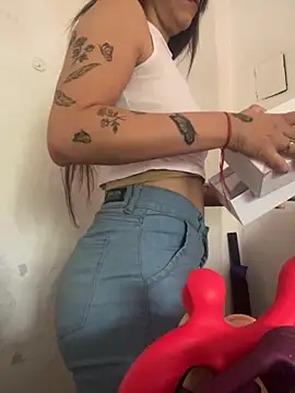 melisabunnny online show from 11/07/25, 11:43