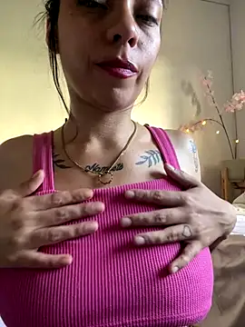 melisabunnny online show from 12/13/25, 07:53