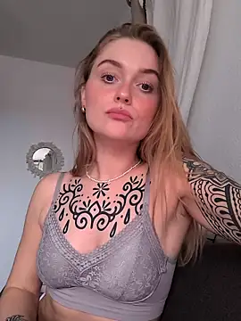 Goldloeckchen159 online show from 02/28/25, 04:31