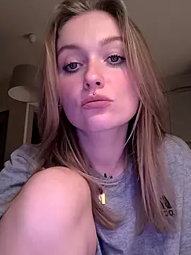 Snapshot of Goldloeckchen159 chatting on 01/31/26, 10:30 Goldloeckchen159 online show from 01/31/26, 10:30