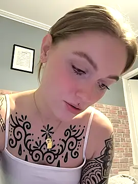 Snapshot of Goldloeckchen159 chatting on 02/15/26, 05:20 Goldloeckchen159 online show from 02/15/26, 05:20