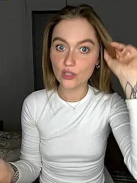 Snapshot of Goldloeckchen159 chatting on 03/22/26, 06:44 Goldloeckchen159 online show from 03/22/26, 06:44