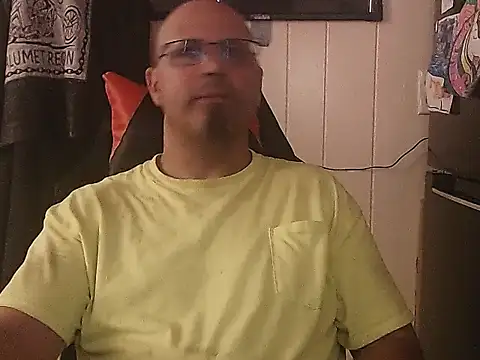 KrazyLegz online show from 09/15/25, 08:53