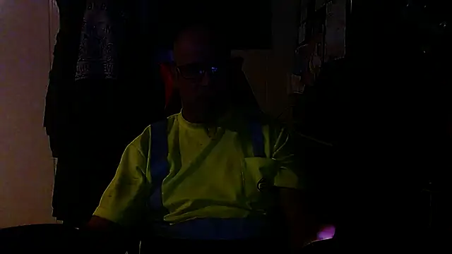 KrazyLegz online show from 09/19/25, 10:54