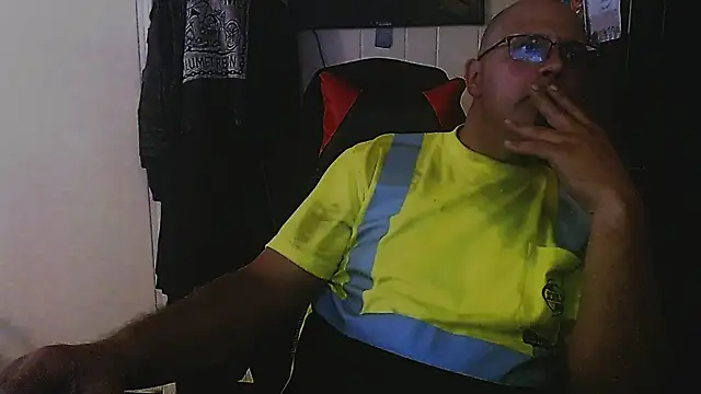 KrazyLegz online show from 09/23/25, 08:45