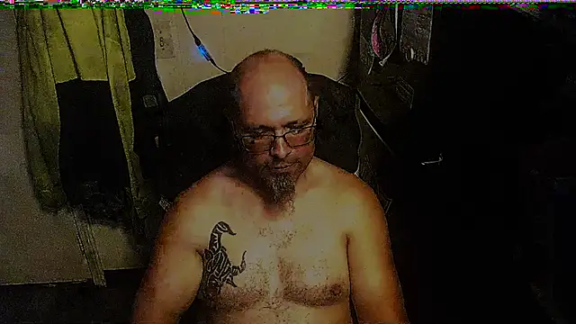 KrazyLegz online show from 11/01/25, 02:57