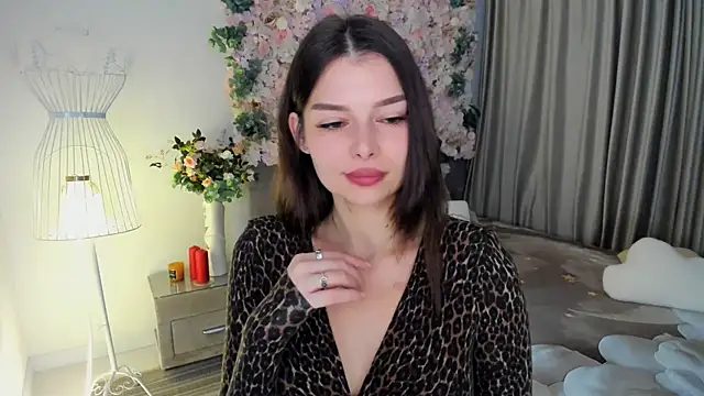 ContinentOfTranquility online show from 11/28/25, 01:08