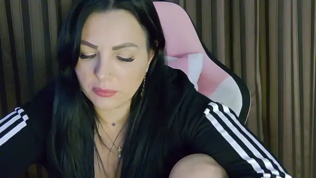 ReiyaRey online show from 02/09/25, 11:15