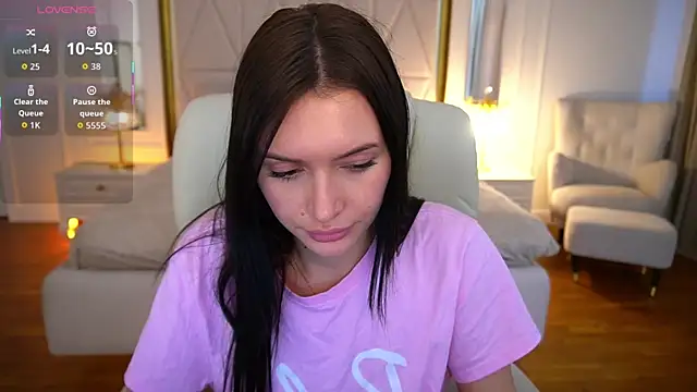 MilaSecrett online show from 04/27/26, 01:20