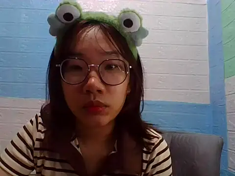 Snapshot of Nanoko chatting on 02/15/26, 05:31 Nanoko online show from 02/15/26, 05:31