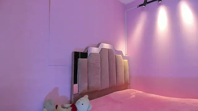 LoveQueen2 online show from 02/04/26, 11:49