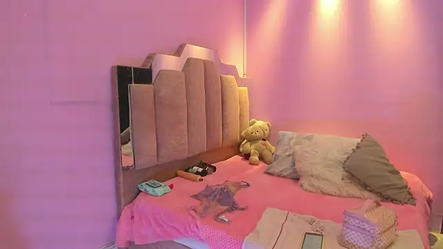 LoveQueen2 online show from 02/05/26, 12:10