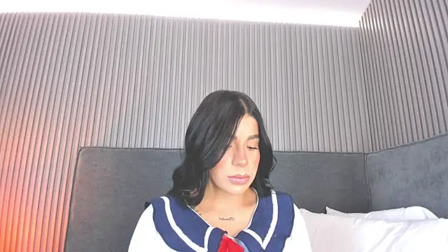 emelie 89 online show from 11/26/25, 12:28