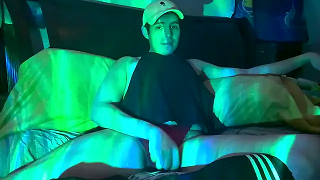 CloudyBoy Toy online show from 02/13/25, 06:27