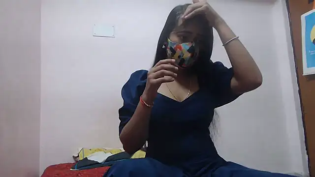 Snapshot of wildbabes chatting on 12/29/24, 02:42 wildbabes online show from 12/29/24, 02:42