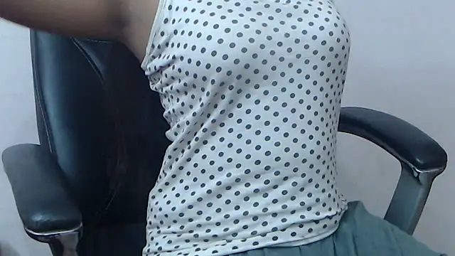 Snapshot of wildbabes chatting on 01/20/25, 03:39 wildbabes online show from 01/20/25, 03:39