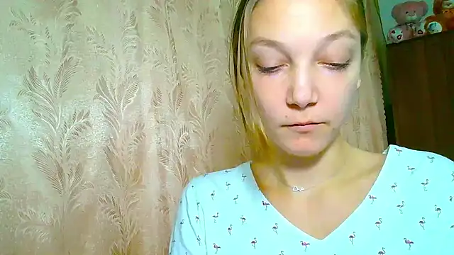 EmillyPlay online show from 11/11/25, 08:58