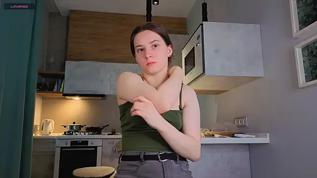 DonnaBurkee online show from 06/28/26, 04:40