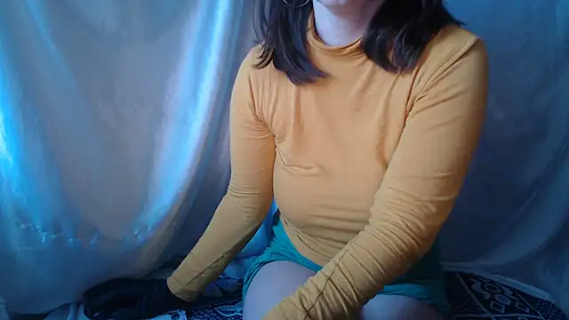 Burberrry  online show from 03/18/26, 05:10