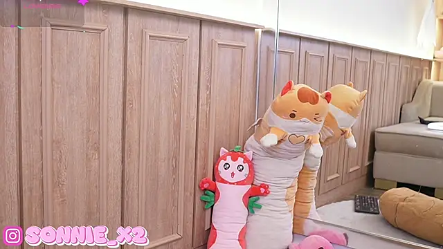 Sonnie  online show from 12/20/24, 11:43