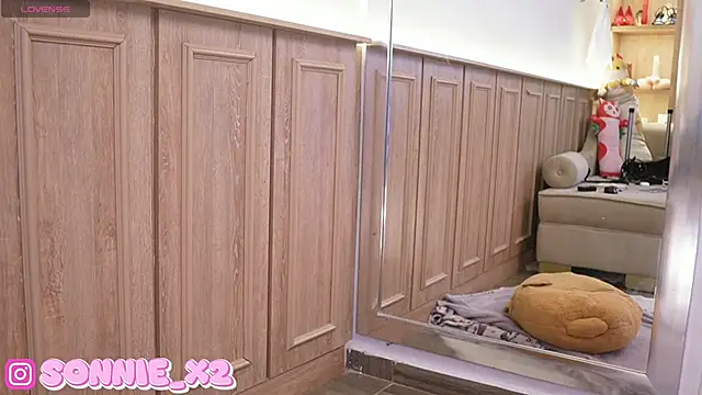 Sonnie  online show from 02/12/25, 11:51