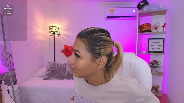 SALOOMEE   online show from 03/06/25, 10:52