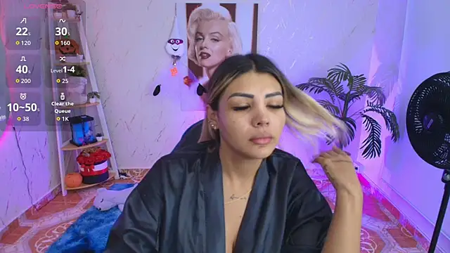 SALOOMEE   online show from 11/07/25, 10:15