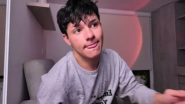 Alexxblue online show from 04/21/26, 04:08