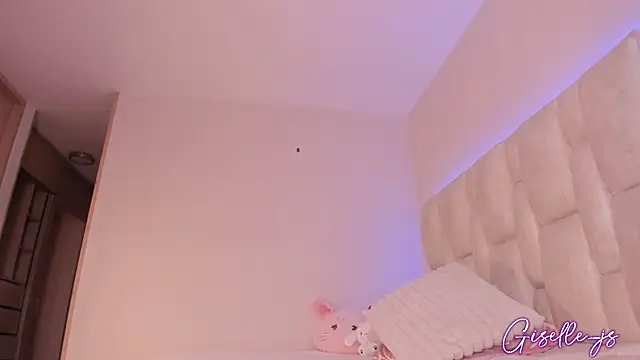 giselle js online show from 11/29/25, 07:39