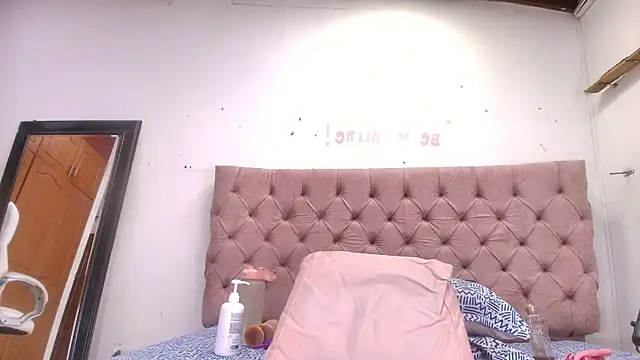 diane di online show from 11/08/25, 07:12