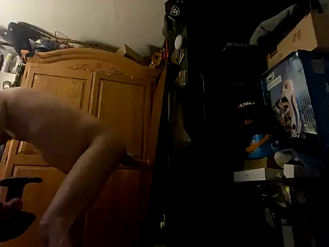 ElPollo77 online show from 09/16/25, 08:54