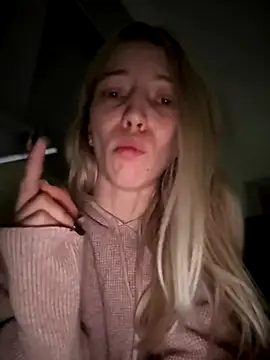 Adelina0001 online show from 12/07/24, 09:55