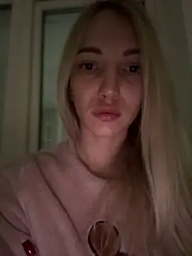 Adelina0001 online show from 01/11/25, 05:40