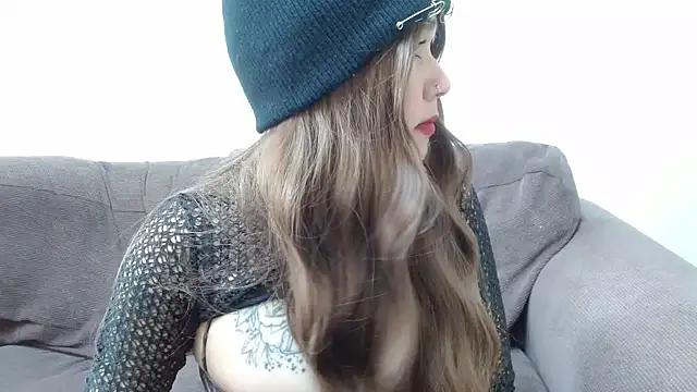 Snapshot of star_of_morning_666 chatting on 10/04/25, 02:48 star of morning 666 online show from 10/04/25, 02:48