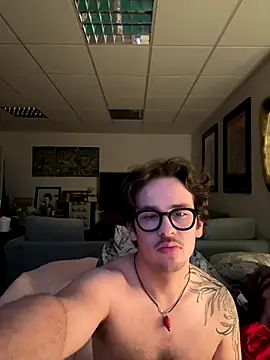 Snapshot of hardmecl chatting on 12/01/24, 04:29 hardmecl online show from 12/01/24, 04:29