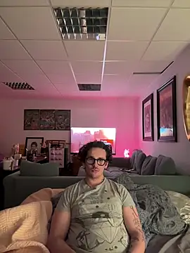 Snapshot of hardmecl chatting on 01/05/25, 07:07 hardmecl online show from 01/05/25, 07:07