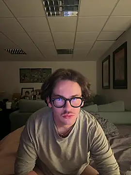 Snapshot of hardmecl chatting on 01/14/25, 08:37 hardmecl online show from 01/14/25, 08:37