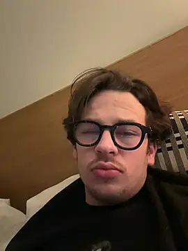 Snapshot of hardmecl chatting on 03/12/25, 07:35 hardmecl online show from 03/12/25, 07:35