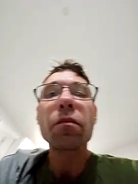 Iliketocooksquirt25 online show from 11/14/25, 08:02