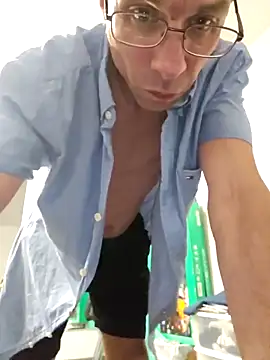 Iliketocooksquirt25 online show from 05/09/26, 06:18