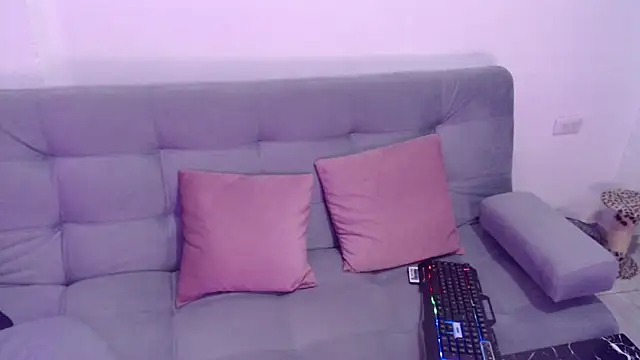 Ari-Hall online show from 12/12/24, 02:48