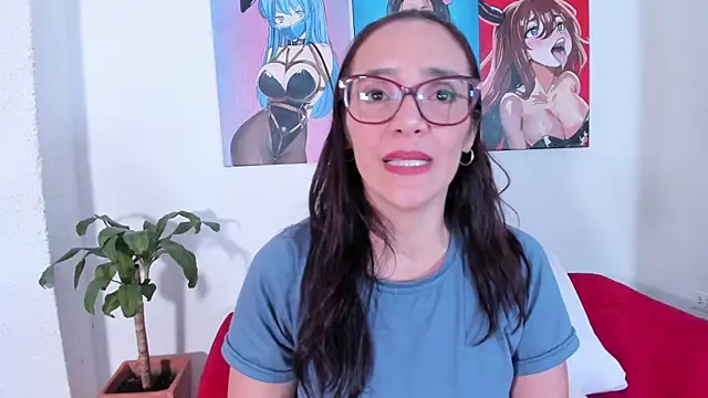 Jessica Herrera  online show from 10/14/25, 08:42