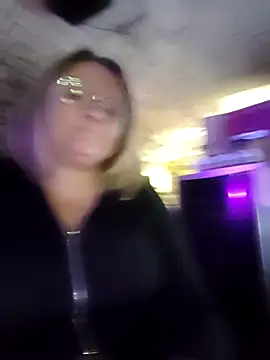 Snapshot of lady_charlyne chatting on 09/19/25, 07:36 lady charlyne online show from 09/19/25, 07:36