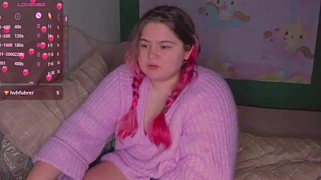 Freakcute  online show from 03/11/25, 04:51